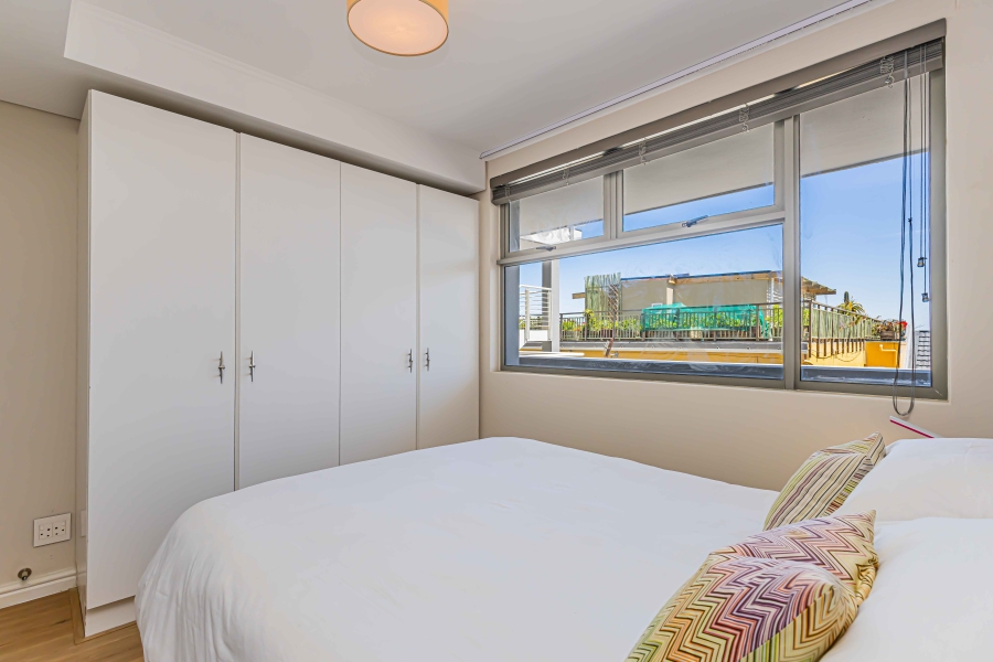 2 Bedroom Property for Sale in Mouille Point Western Cape